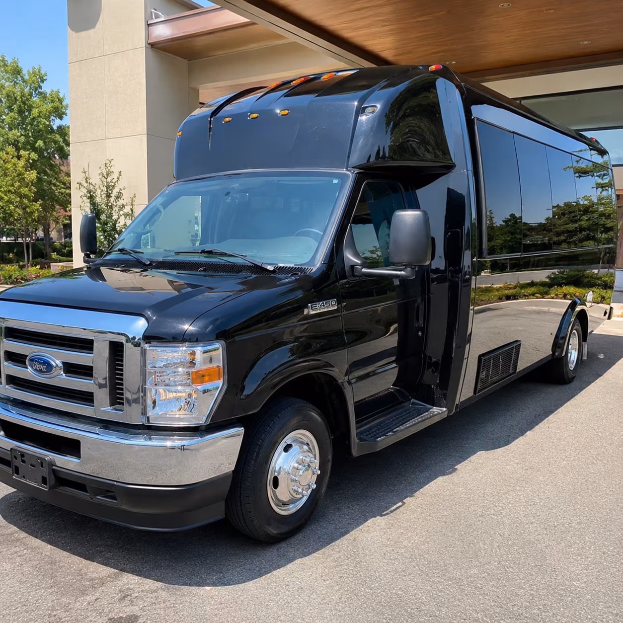 bachelor and bachelorette party buses in chandler
