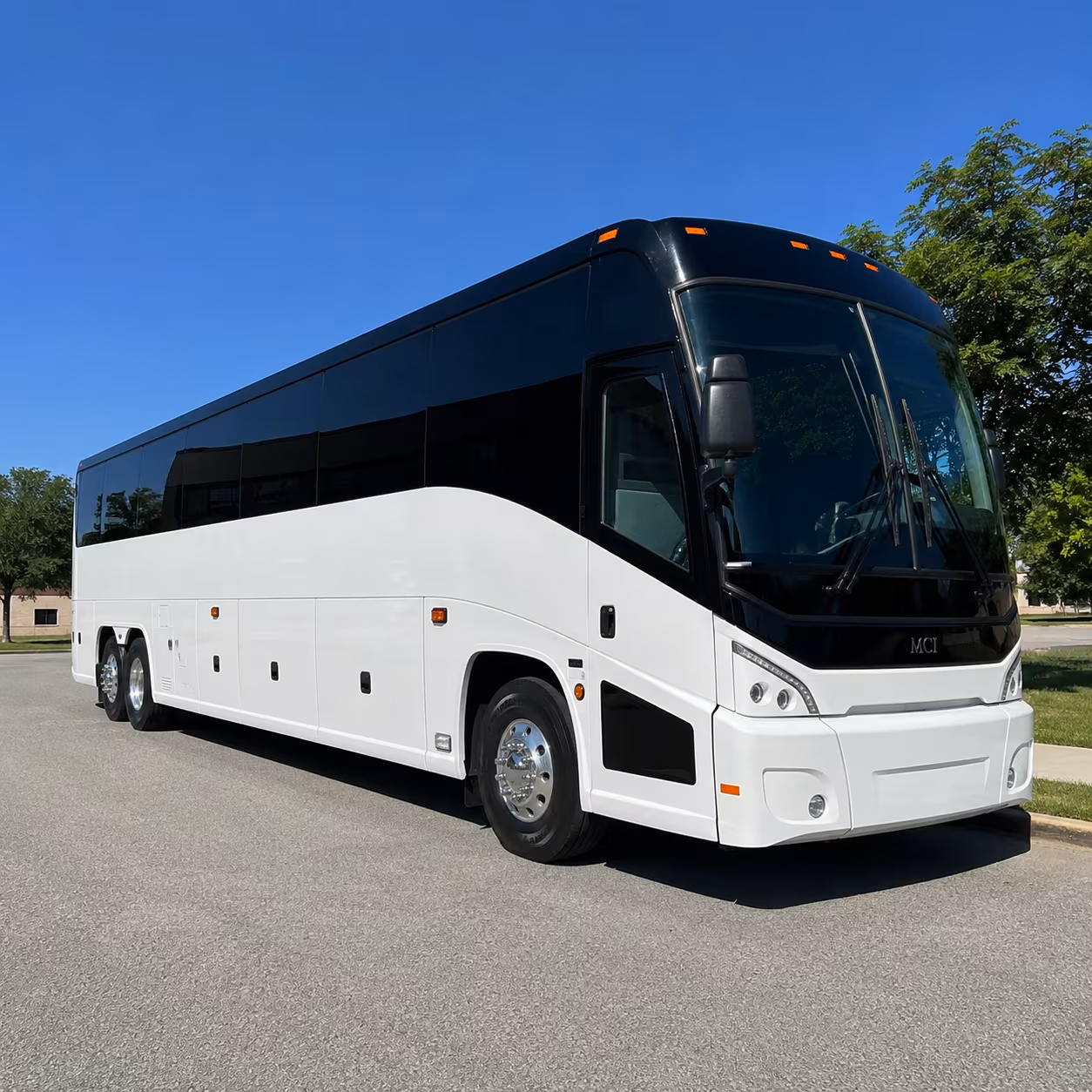 chandler 40 passenger charter bus