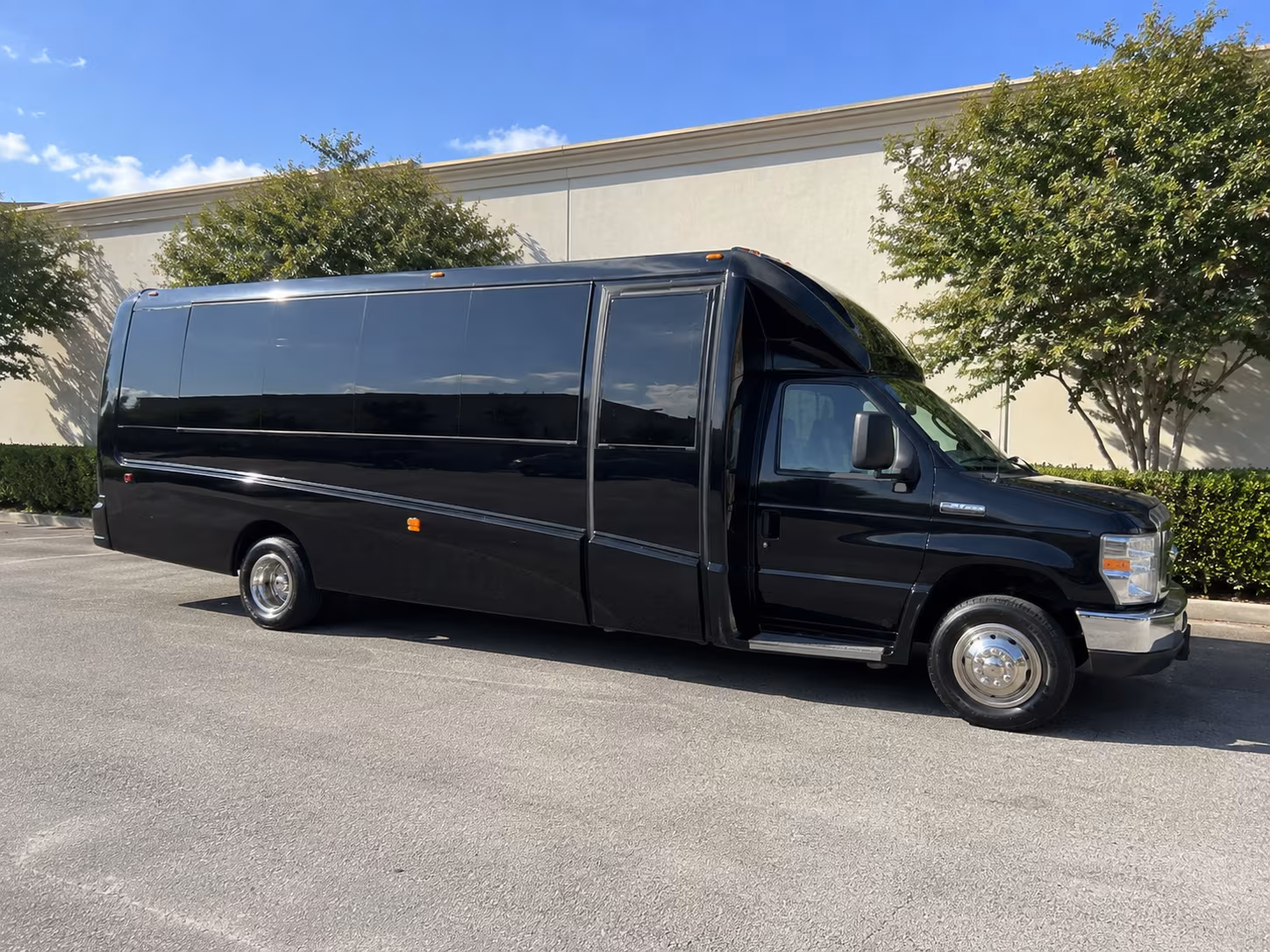 chandler concert party bus rental