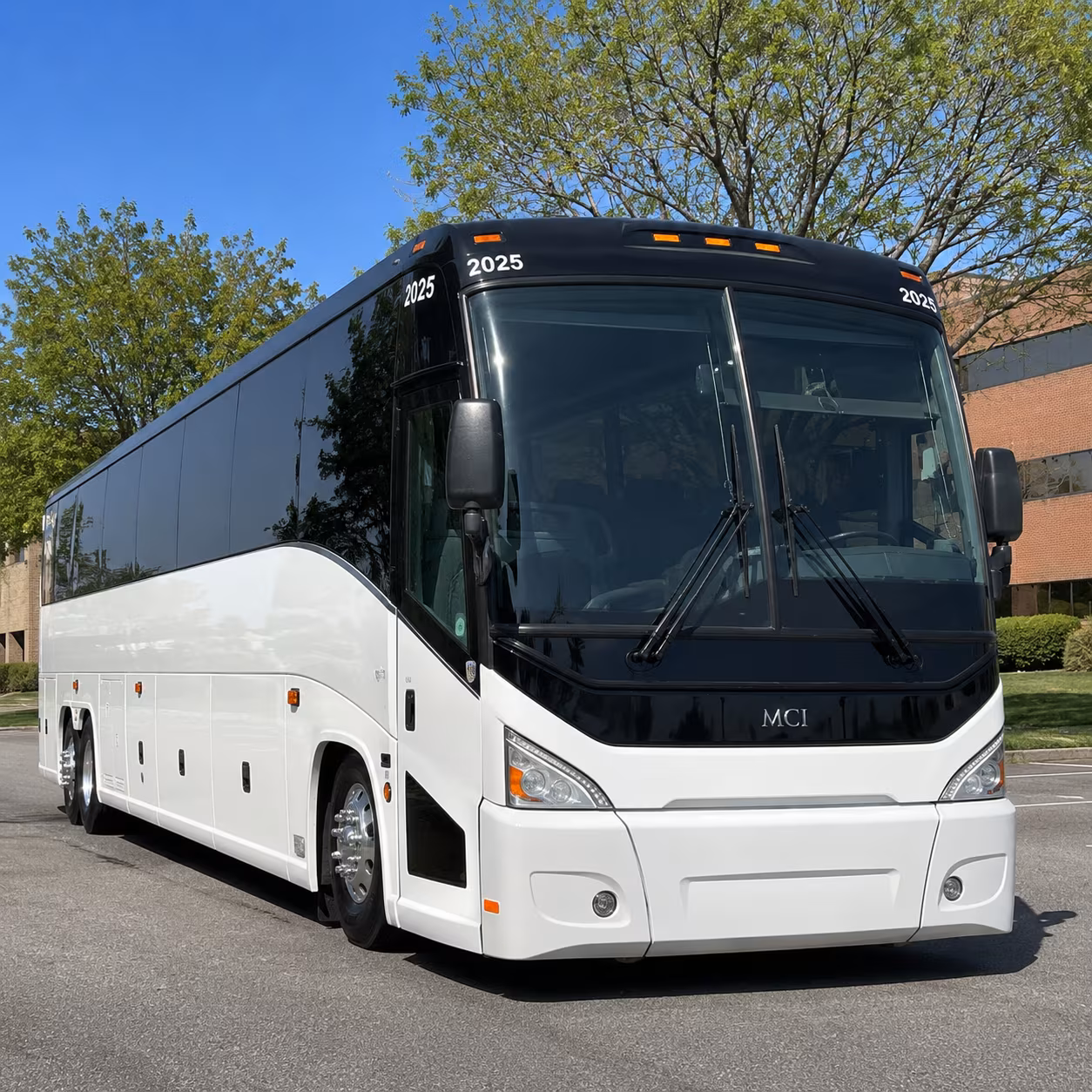 charter bus rentals for large wine club and corporate group tours from chandler