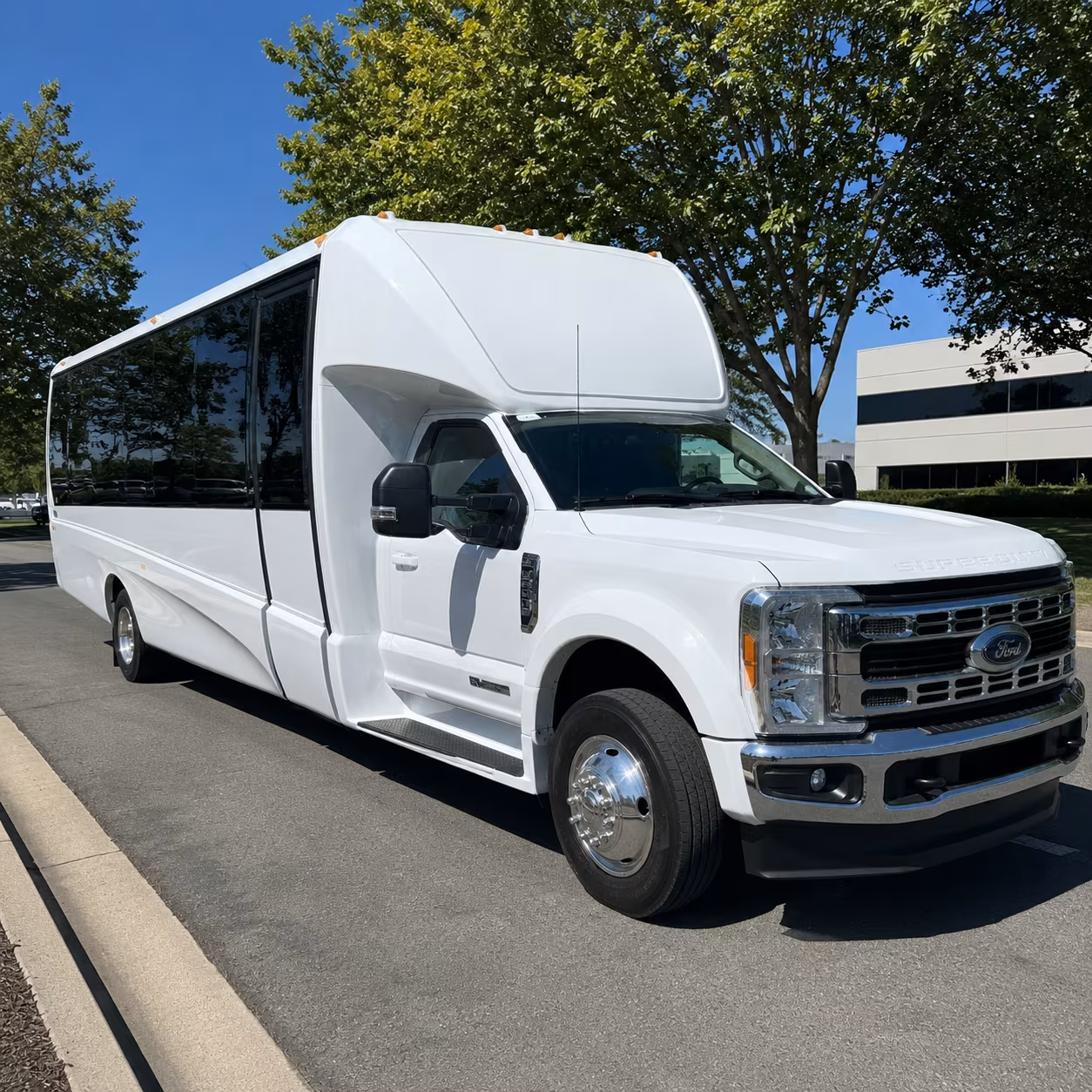 secure transportation for your next airport transfer 1