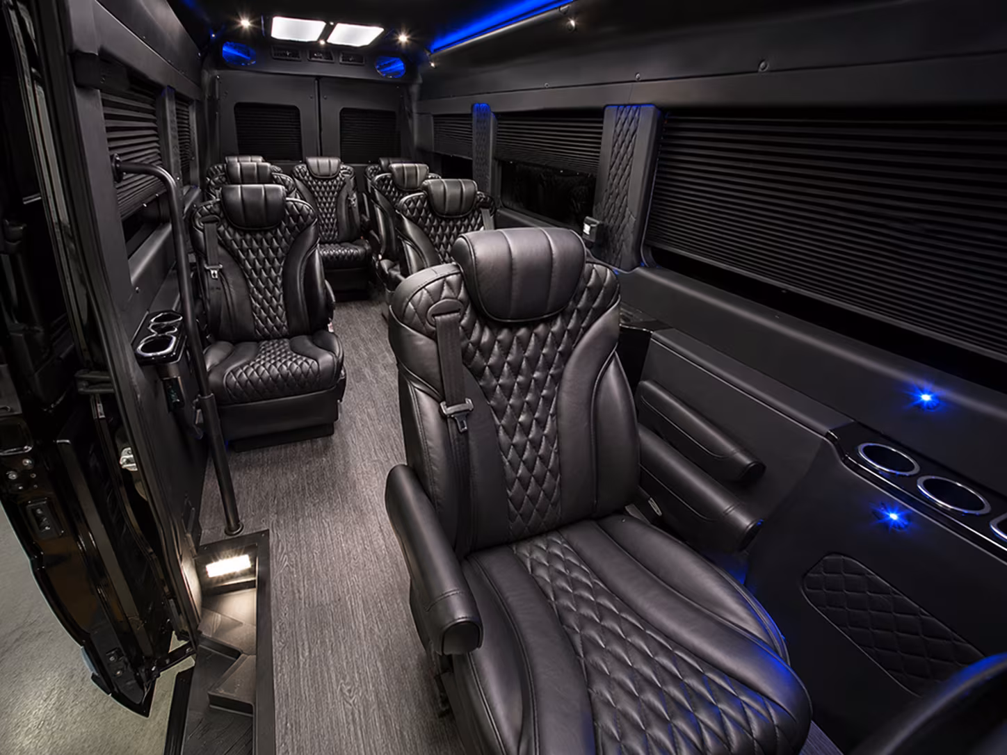 secure transportation for your next airport transfer 4
